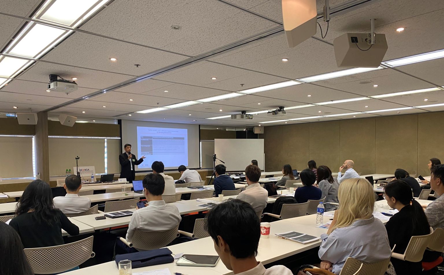 HKVCA Brownbag Luncheon Talk: Navigating the AI Era – Leveraging AI in M&A and Business Strategy